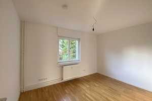 Ein Haus zum Wohlfühlen! Freistehendes 3-FH mit Nutz- und Ziergarten in beliebter Lage in Weiherfeld – Karlsruhe – Vorschaubild 7