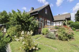Bezugsfreies Einfamilienhaus mit Doppelgarage und Sonnengarten in Kleinolbersdorf  – Chemnitz – Vorschaubild 1