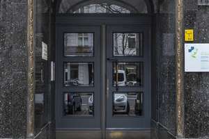 4-Zimmer Altbauwohnung mit offener Küche, Dielenboden und Stuck - Keine Käuferprovision – Uhlandstraße 145, 10719 Wilmersdorf, Berlin – Vorschaubild 23