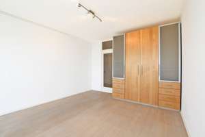 AIGNER - Lichtdurchflutete 2-Zimmer-Wohnung mit zwei sonnigen Loggien im beliebten Arabellapark – Die vollständige Adresse der Immobilie erhältst du vom Anbieter., 81925 Parkstadt, München – Vorschaubild 5