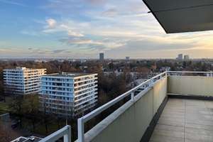 Bergblick! Exklusive 134 m² Wohnung mit 2 Bädern in München-Bogenhausen – Die vollständige Adresse der Immobilie erhältst du vom Anbieter., 81927 Englschalking, München – Vorschaubild 2
