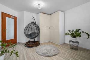 Gepflegte 3-Zimmer-Wohnung mit großem Dachboden und sonnigem Balkon – Die vollständige Adresse der Immobilie erhältst du vom Anbieter., 28309 Hemelingen (Ortsteil), Bremen – Vorschaubild 5