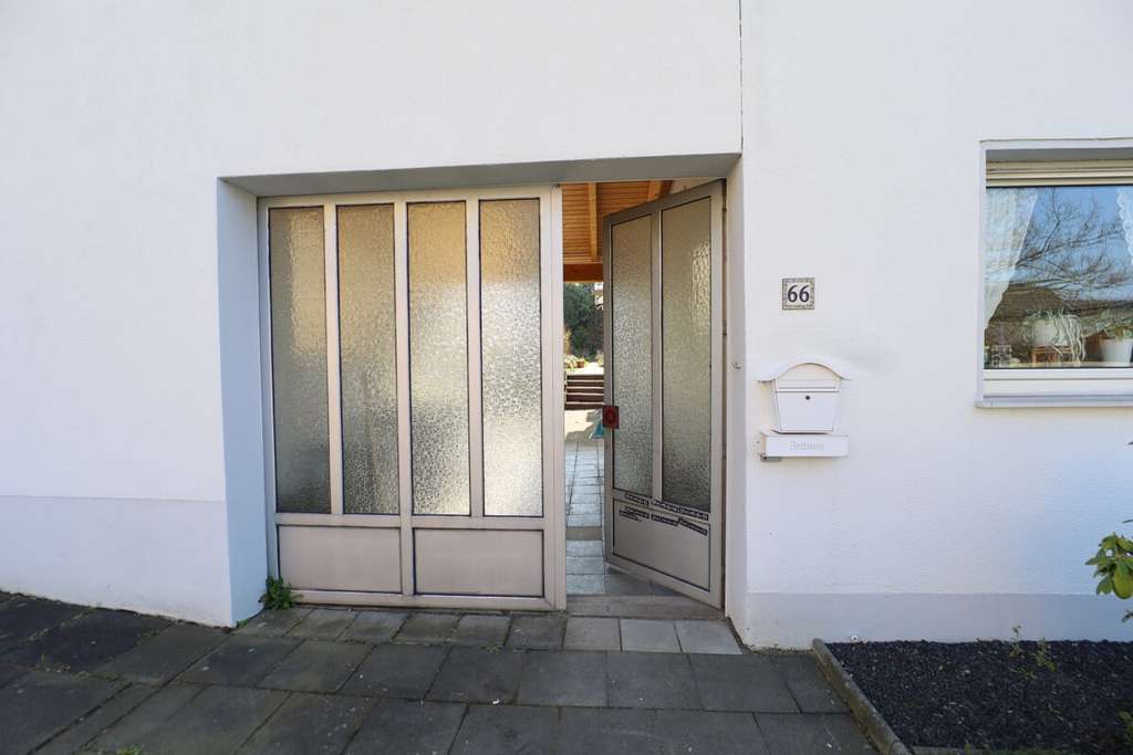 Immobilie in Swisttal - Swisttal-Heimerzheim: Kleine Hofanlage für unerschrockene Heimwerker und Gartenliebhaber - Bild 2