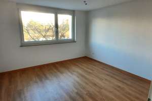 Schönes, modernes & helles Appartement mit Einbauküche ++ – Friedrich-Engels-Bogen 18, 81735 Neuperlach, München – Vorschaubild 3