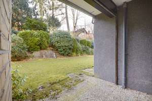 Sehr gepflegte 3,5-Zimmer-Hochparterre-Wohnung mit Schlossblick, Terasse und Einbauküche – Reinbeker Weg 4 b, 21465 Wentorf bei Hamburg – Vorschaubild 9