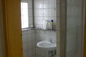 10 Wohnungen in Kassel & 2 EFH in Ihringshausen + Hümme zu verkaufen! "Mietkauf" ab €200 möglich! – Zentgrafenstraße 108, 34130 Kirchditmold, Kassel – Vorschaubild 15