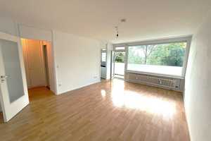 Großzügiges gut geschnittenes Apartment mit Balkon in grüner und ruhiger Lage in der Parkstadt Solln – München – Vorschaubild 1