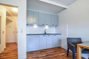 Exklusive 1-Raum-Wohnung mit Balkon und Einbauküche in Düsseldorf – Liebfrauenstr 00, 40591 Wersten, Düsseldorf – Vorschaubild 3