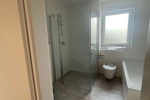 Helle 3-Zimmer-Maisonette-Wohnung mit Terrasse und eigenem Garten – Penckstraße 13, 80995 Feldmoching, München – Vorschaubild 9