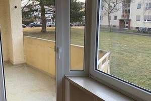 Schöne 3-Zimmer EG-Wohnung mit Loggia – Max-Schott-Straße 27, 85075 Nordwest, Ingolstadt – Vorschaubild 2