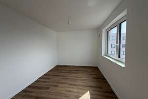 ab sofort verfügbar, 3 Zimmer mit WBS 160 / WBS 180 – Anne-Frank-Straße 4, 12524 Altglienicke, Berlin – Vorschaubild 5