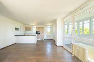 AIGNER - Sommerbalkon & Wintergarten: Schöne, renovierte Wohnung mit Blick ins Grüne – Die vollständige Adresse der Immobilie erhältst du vom Anbieter., 80939 Freimann, München – Vorschaubild 2