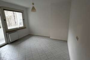 Teilsanierte 2-Zimmer-Wohnung mit 2 Balkonen und neuem Badezimmer – Apollinarisstraße 22, 40227 Oberbilk, Düsseldorf – Vorschaubild 17
