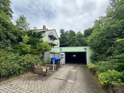 Vermietete 2-Zimmer-Dachgeschosswohnung mit eigenem Stellplatz