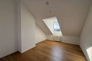 Über den Dächern von Neuhausen: 3 Zimmer, Traumblick & unschlagbar niedriges Wohngeld – Volkartstraße 63, 80634 Dom Pedro, München – Vorschaubild 13