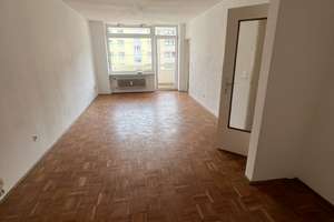 Apartment in zentraler Lage, MVV vor der Haustüre
