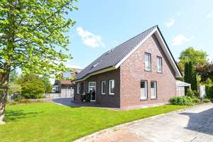 RESERVIERT ***Familienidyll in Ostrhauderfehn*
Traumhaus mit privatem Elternbereich * Wohlfühlen fü – Die vollständige Adresse der Immobilie erhältst du vom Anbieter., 26842 Ostrhauderfehn – Vorschaubild 7