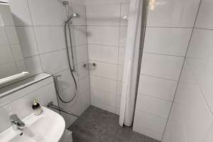 Seniorenwohnanlage ab 60J. : Helle 1,5-Zimmer Wohnung im 3. OG mit Balkon in Dortmund-Brackel – 44309 Brackel (Ortsteil), Dortmund – Vorschaubild 5