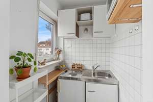Helles 1-Zimmer-Juwel mit Balkon in Ruhiger Lage – Die vollständige Adresse der Immobilie erhältst du vom Anbieter., 81245 Neupasing, München – Vorschaubild 4