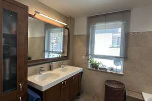 Hochwertige Doppelhaushälfte in München-Forstenried – Die vollständige Adresse der Immobilie erhältst du vom Anbieter., 81476 Forstenried, München – Vorschaubild 15