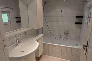 Schönes Zimmer in 2er WG-Haus, vollmöbliert | Eigenes Bad und WC, Internet etc. – Starckstraße 12, 90453 Krottenbach, Mühlhof, Nürnberg – Vorschaubild 9