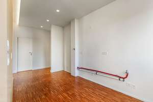 Stilvoll saniert: Moderne Zwei-Zimmer-Wohnung mit Balkon, Stellplatz und Fahrstuhl – Die vollständige Adresse der Immobilie erhältst du vom Anbieter., 13407 Wedding, Berlin – Vorschaubild 9