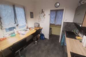 Top gepflegte 4 Zimmer,hell,guter Schnitt,WC&Bad getrennt,Keller,gute Fenster,1a-Lage,EBK-Übernahme – Kissinger Strasse 62, 70372 Seelberg, Stuttgart – Vorschaubild 10