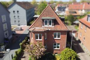 3-Parteienhaus in Stadtnaher-Lage – Die vollständige Adresse der Immobilie erhältst du vom Anbieter., 29225 Celle – Vorschaubild 1