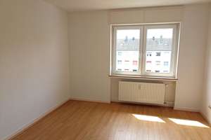 Helle 4 ZKBB Wohnung in zentraler, ruhiger Lage in Bielefeld – 33647 Brackwede, Bielefeld – Vorschaubild 4