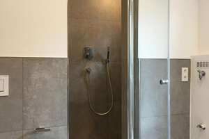 Sofort einziehen in etwas ganz Besonderem in Stuttgart: 
eine ganze Etage im Gründerzeithaus – Die vollständige Adresse der Immobilie erhältst du vom Anbieter., 70199 Heslach, Stuttgart – Vorschaubild 5