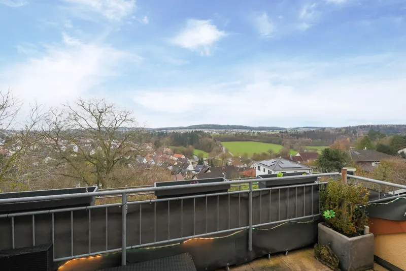 5Rm Multi-family House – Mühlhausen (Tiefenbronn) – PV, 6 carports