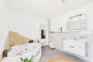Jetzt zugreifen! Provisionsfreier Bungalow mit sonnigem Garten und fünf Zimmern in Hegelhofen! – Die vollständige Adresse der Immobilie erhältst du vom Anbieter., 89264 Weißenhorn – Vorschaubild 18