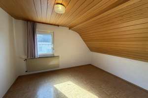 Vielseitiges Wohnensemble mit  großem Potenzial! – Die vollständige Adresse der Immobilie erhältst du vom Anbieter., 72663 Großbettlingen – Vorschaubild 14