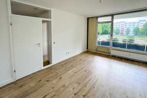 Frisch renovierte 3-Zimmer-Wohnung mit Sonnenbalkon in Dortmund-Brackel – Dortmund – Vorschaubild 1