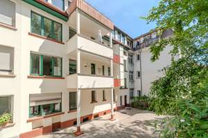 Traumhafte, große Villa- Wohnetage mit attraktivem Altbau Flair und Option auf Terrasse mit Garten – Die vollständige Adresse der Immobilie erhältst du vom Anbieter., 70190 Ostheim, Stuttgart – Vorschaubild 26