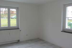 Schöne, helle 2-Zimmer-Wohnung mit Balkon – Die vollständige Adresse der Immobilie erhältst du vom Anbieter., 95679 Waldershof – Vorschaubild 3