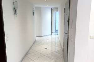 Berlin-Westend - Großzügige lichtdurchflutete BEZUGSFREIE 3-Zi-DG-Wohnung (2. OG) im Penthaus-Stil – Die vollständige Adresse der Immobilie erhältst du vom Anbieter., 14052 Westend, Berlin – Vorschaubild 5
