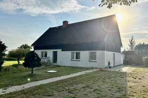 Ferienhaus oder Familienidyll – Einfamilienhaus mit großem Garten, nur wenige Schritte zum See! – Zum Tempel 1, 19246 Zarrentin am Schaalsee – Vorschaubild 2