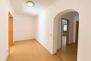 **SOFORT VERFÜGBAR: Wohlfühlen oder investieren - Süd-Balkon, Stellplatz, gefragte Wohnlage!** – Die vollständige Adresse der Immobilie erhältst du vom Anbieter., 86159 Universitätsviertel, Augsburg – Vorschaubild 2