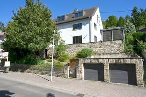 ***PRIVILEGIERTES WOHNEN MIT HERRSCHAFTSCHARAKTER*** – 70329 Obertürkheim (Ortsteil), Stuttgart – Vorschaubild 2