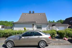 Modernisiertes Einfamilienhaus mit Garage, Garten und Teilkeller – Die vollständige Adresse der Immobilie erhältst du vom Anbieter., 23569 Kücknitz, Lübeck – Vorschaubild 3