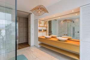 Architektenvilla mit Gästehaus und Resort-Flair – Ihre private Wohlfühloase mitten in Ingolstadt – Die vollständige Adresse der Immobilie erhältst du vom Anbieter., 85057 Nordwest, Ingolstadt – Vorschaubild 19
