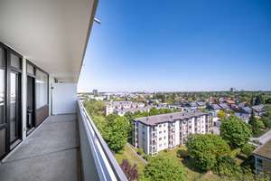 Über den Dächern von München – großzügige 2-Zimmer-Wohnung mit Alpenblick – Die vollständige Adresse der Immobilie erhältst du vom Anbieter., 81477 Solln, München – Vorschaubild 2