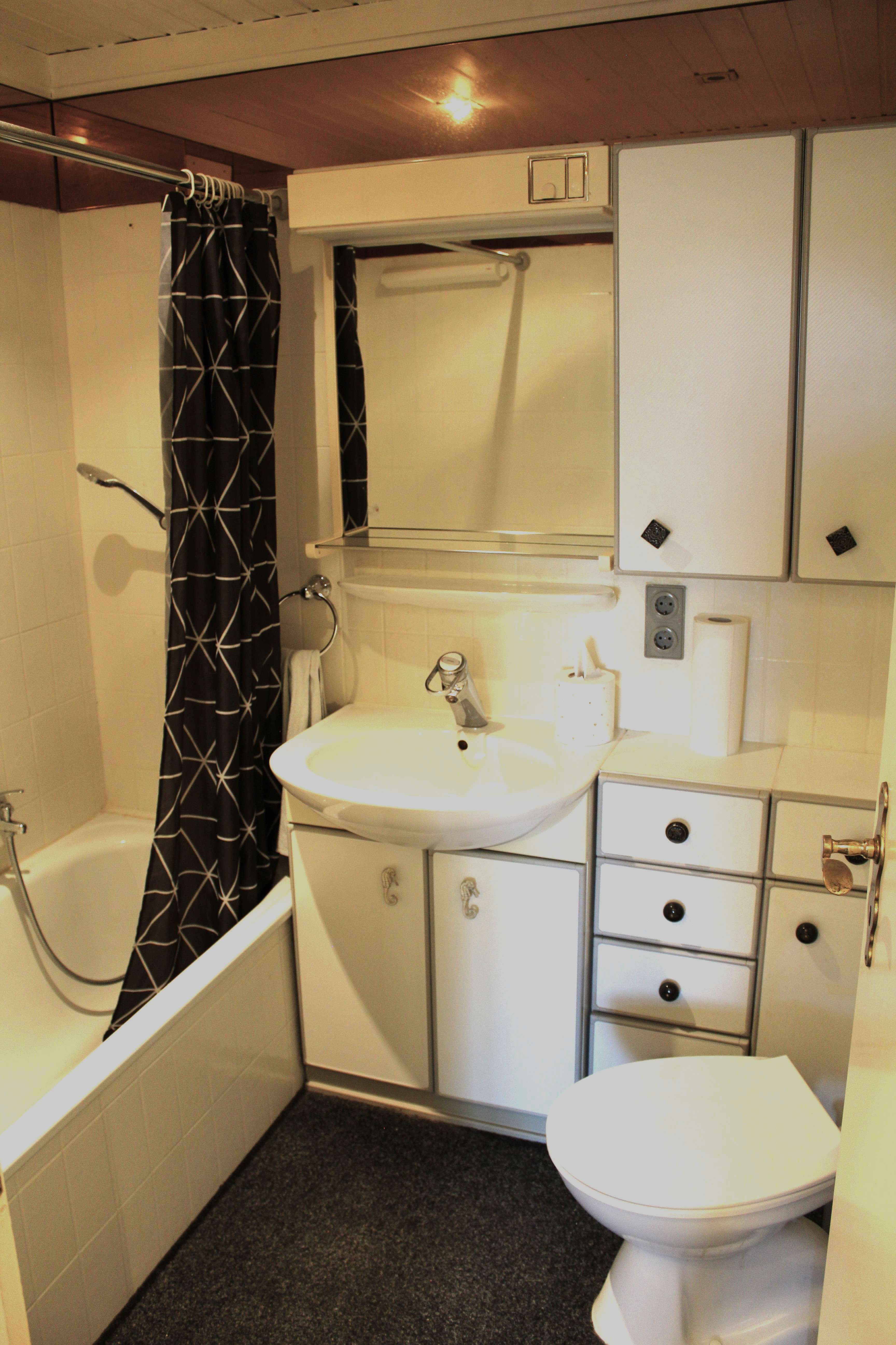 Immobilie in Dießen am Ammersee - Seeblick - Rarität in Dießen am Ammersee - Wunderschöne Dachgeschosswohnung - Bild 13