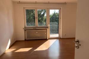 Schöne 3 ZKB Balkonwohnung mit Einbauküche und zwei Bädern in Hannover Misburg-Anderten! – Hinter der Alten Burg 18, 30629 Misburg-Nord, Hannover – Vorschaubild 5