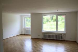 **HOCHWERTIG ENERGETISCH SANIERT** 5-Zi.-RMH | 1A-TOP-Zustand - NEU RENOVIERT | NEUE EBK | frei – Dietrich-Bonhoeffer-Straße 18, 73732 Sankt Bernhardt, Esslingen am Neckar – Vorschaubild 7