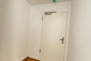 Über den Dächern von Berlin-Marzahn: Exklusive 1-Zimmer-Wohnung mit Balkon – Marzahner Chaussee 199, 12681 Marzahn, Berlin – Vorschaubild 7