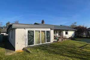 BS-Schapen, s ruhige Lage, Bungalow m. Satteldach, 130m²-Wfl+30m² Hobbyr, 5-6 Zi, EBK, Kamin, 1 Gara – Braunschweig – Vorschaubild 3