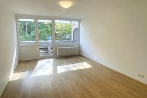 ***Gepflegte 1 Zi. Wohnung / Leerstehend *** – Regerstraße 60, 70195 Botnang-Ost, Stuttgart – Vorschaubild 2