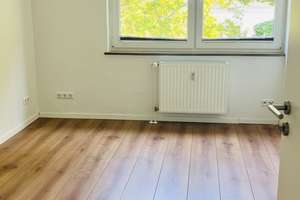 Provisionsfrei ! : 4-Zimmer-Wohnung mit Sonnenbalkon & Tageslichtbad – Die vollständige Adresse der Immobilie erhältst du vom Anbieter., 53123 Duisdorf, Bonn – Vorschaubild 13